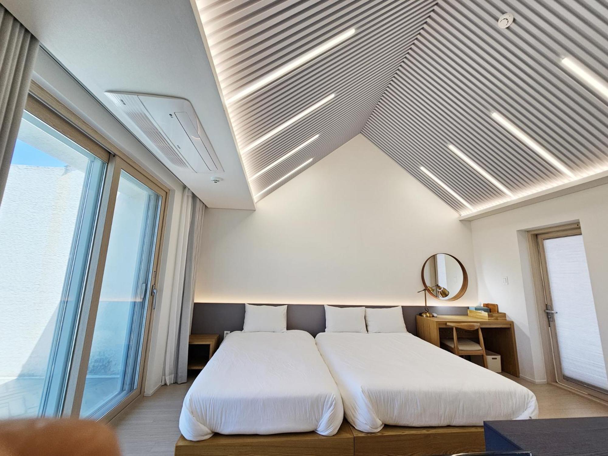 Jeju Badayeon Villa Seogwipo Bagian luar foto