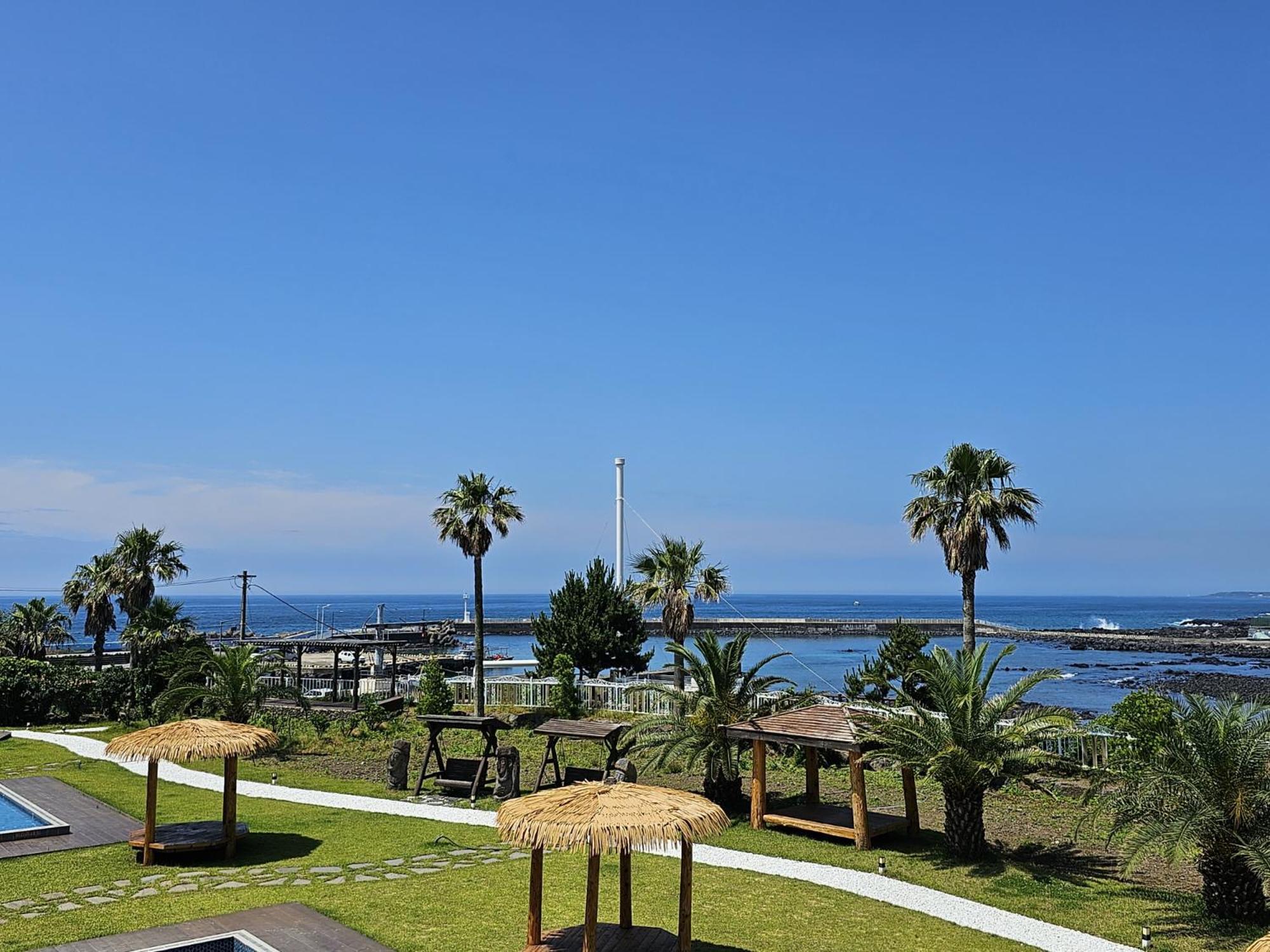 Jeju Badayeon Villa Seogwipo Bagian luar foto